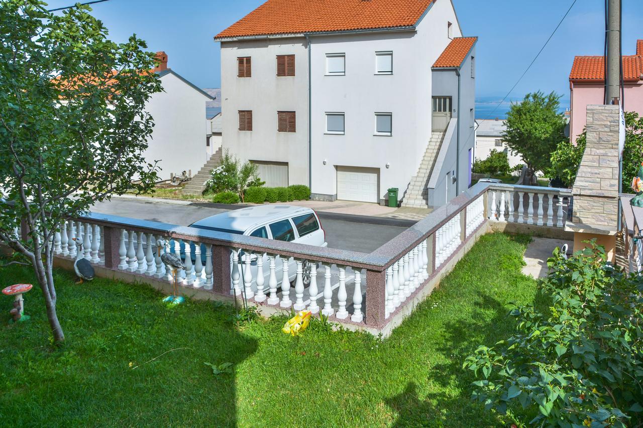 Apartments And Rooms Juki Senj  Buitenkant foto